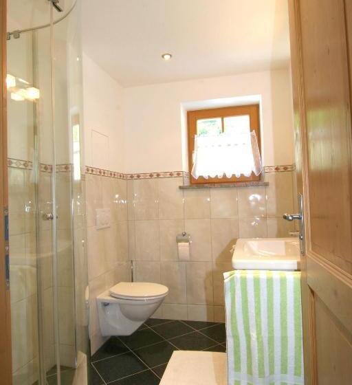 ペンション Ferienwohnungen Zweckl