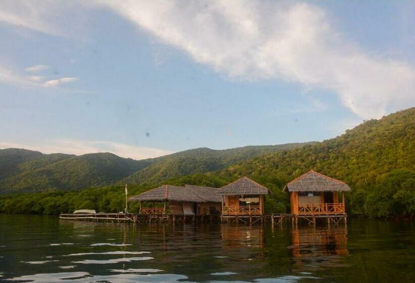 Пансион Floating Paradise