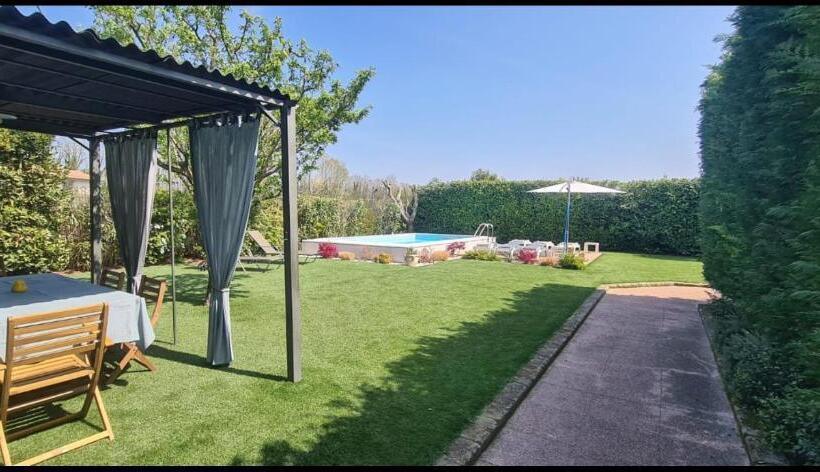 بنسيون Garda Family House