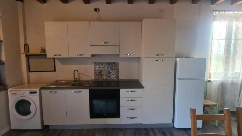 بنسيون Garda Family House