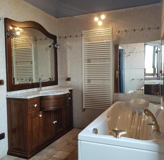 بنسيون Garda Family House