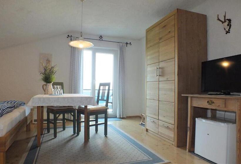 펜션 Haus Chiemseeblick