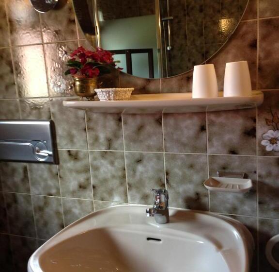 بنسيون Haus Guentli