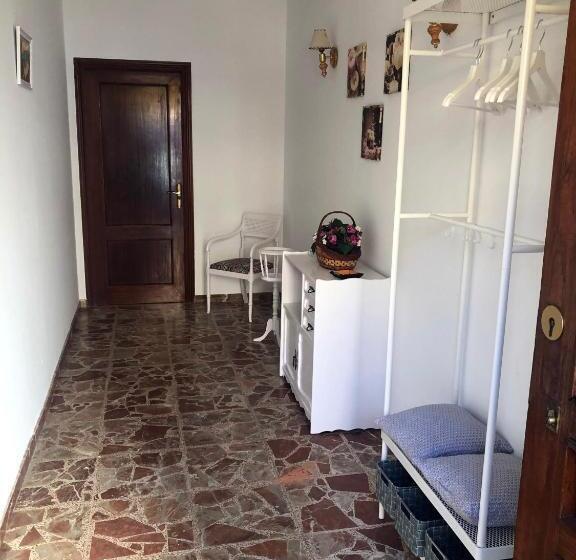 פנסיון Home Sancle