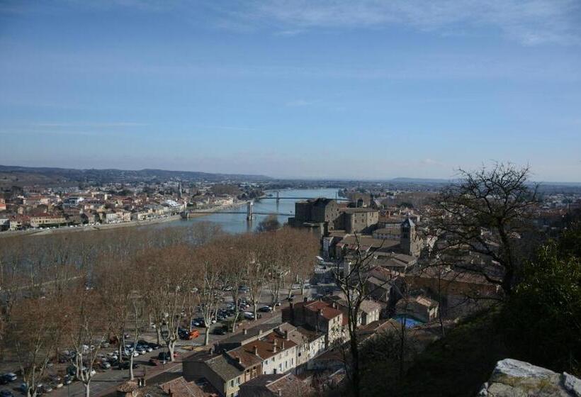 Пансион L Oiseau Bleu