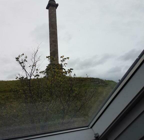 פנסיון Ladyhill House