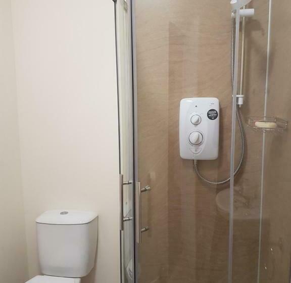 פנסיון Ladyhill House