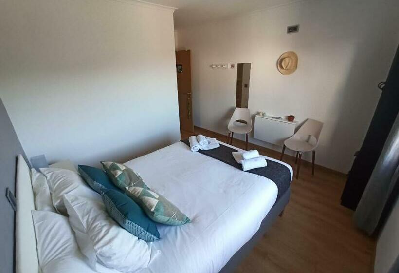 펜션 Like A Local Guest House