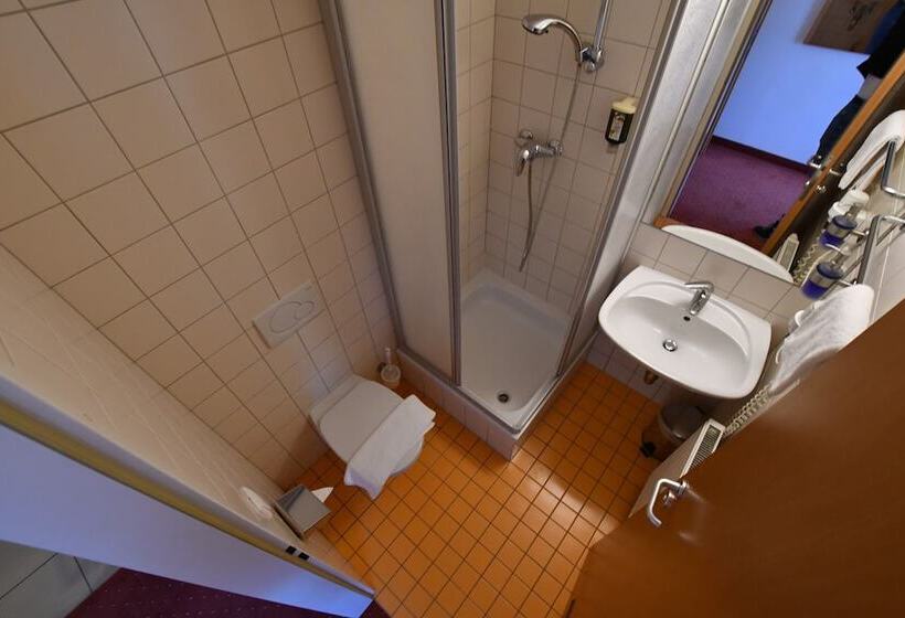 پانسیون Motel55   Nettes Hotel Mit Self Check In In Villach, Warmbad