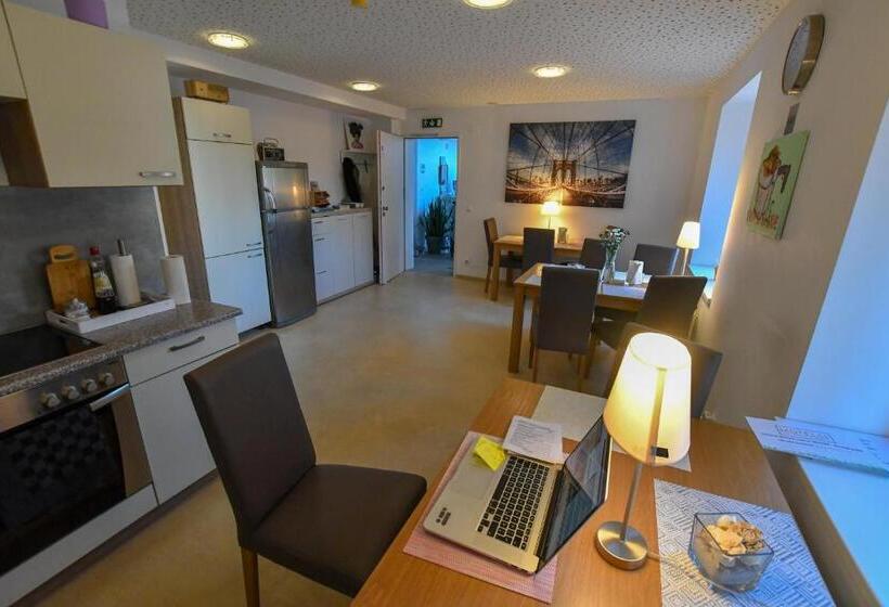 پانسیون Motel55   Nettes Hotel Mit Self Check In In Villach, Warmbad