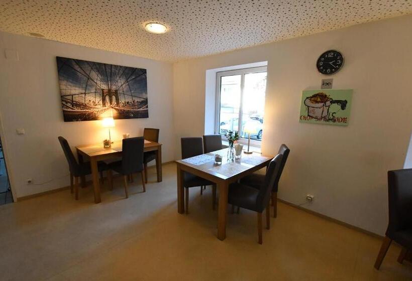 پانسیون Motel55   Nettes Hotel Mit Self Check In In Villach, Warmbad