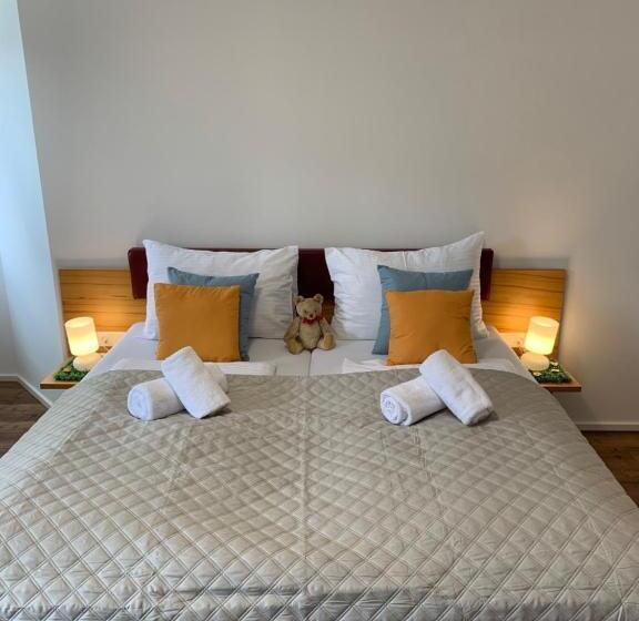 پانسیون Motel55   Nettes Hotel Mit Self Check In In Villach, Warmbad