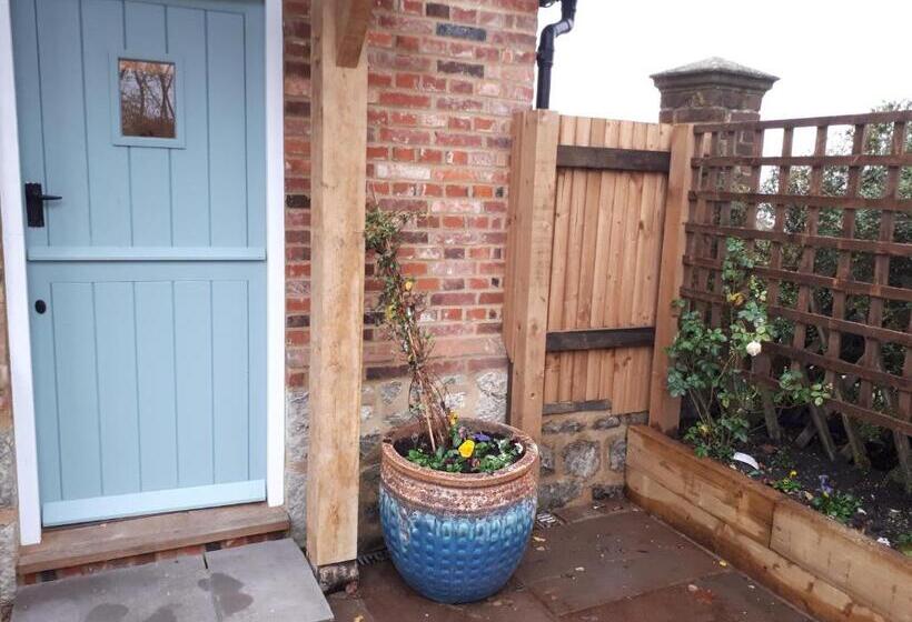 פנסיון The Annexe With Hot Tub