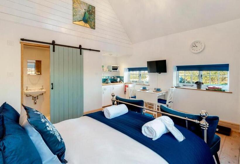 פנסיון The Annexe With Hot Tub