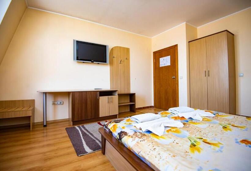 семеен хотел надежда