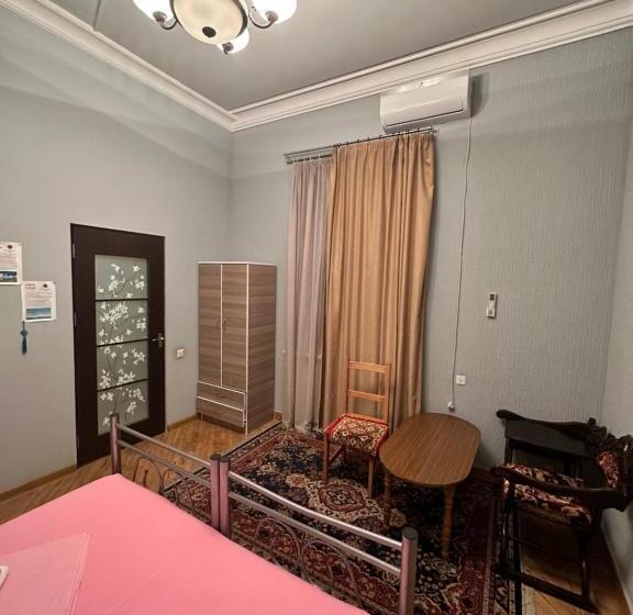 호스텔 Bridge House Yerevan Armenia