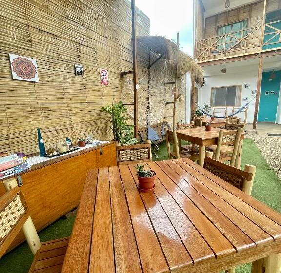 ユースホステル Qeru House