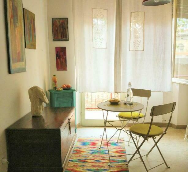 تختخواب و صبحانه Amariglio Apartment