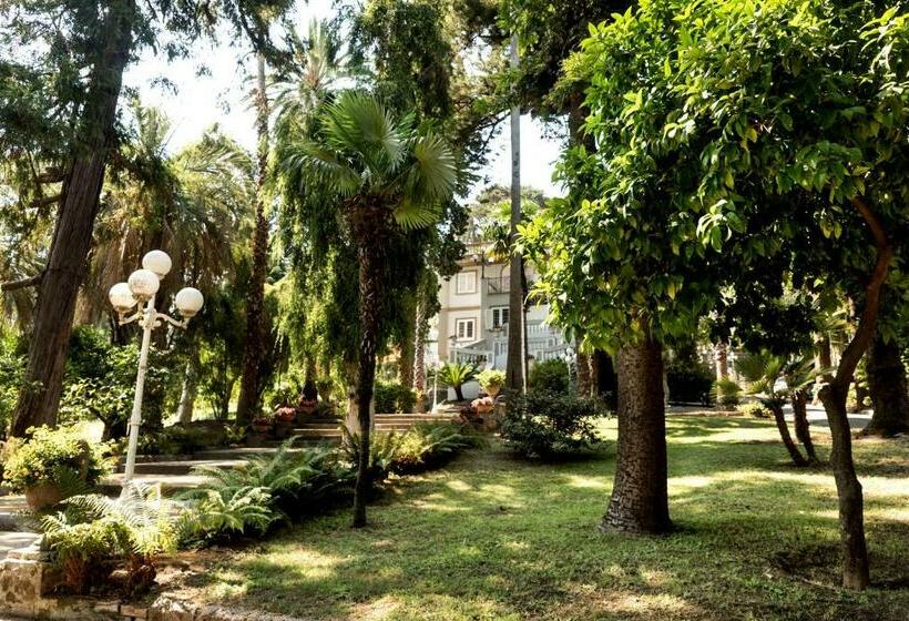 Bed and Breakfast Du Parc Boutique Home