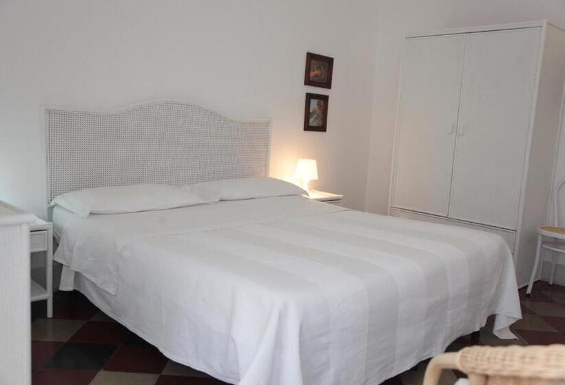 민박 Al Vecchio Castello