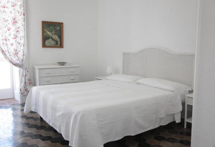 민박 Al Vecchio Castello