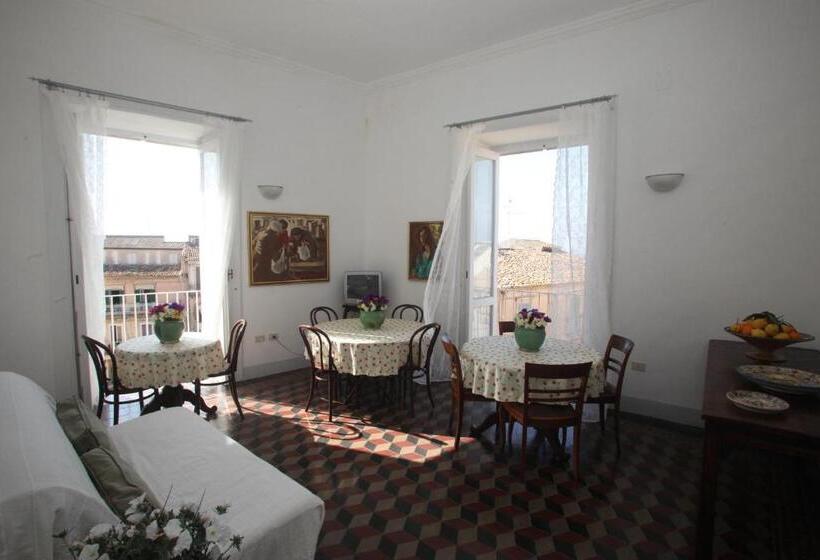 민박 Al Vecchio Castello