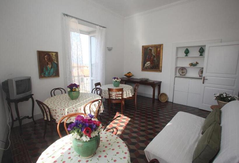 민박 Al Vecchio Castello