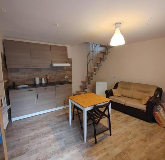 צימר Borgo Sciugolo