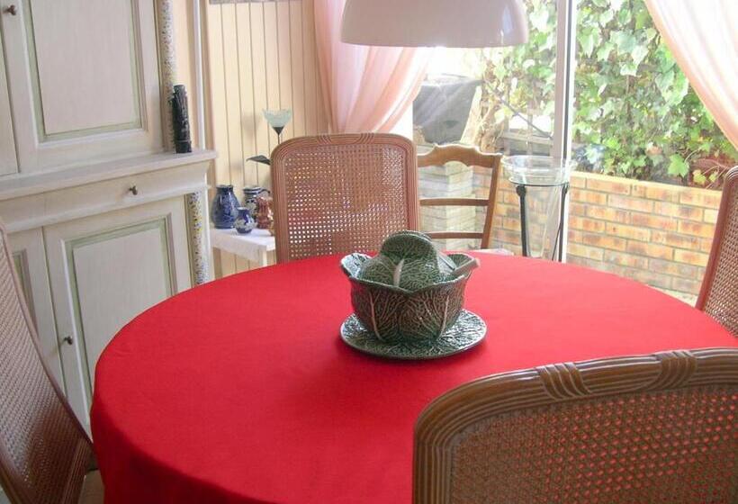 ベッドアンドブレックファースト Chambres D Hôtes Issy Paris