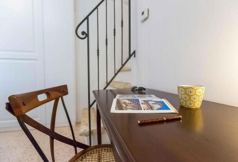 ベッドアンドブレックファースト Da Concavo E Convesso