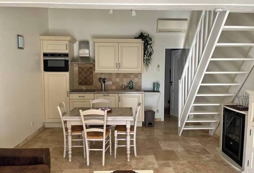 צימר Domaine Le Mas Sans Soucis