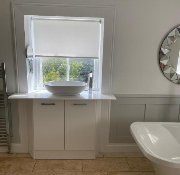 צימר Giffnock Rooms