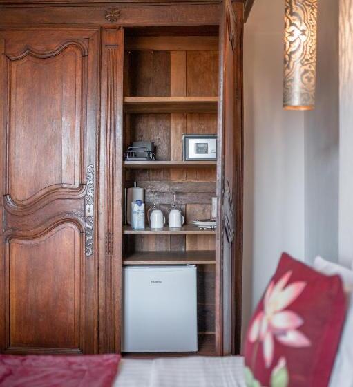 住宿加早餐  La Fabrique à Poupées   Chambres De Charme Au Coeur De Menton