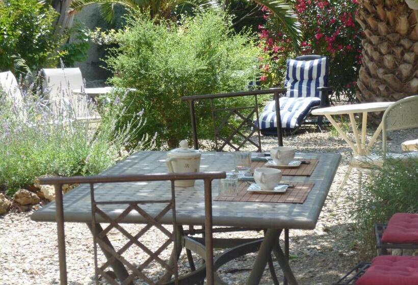 住宿加早餐  La Maison Des Palmiers