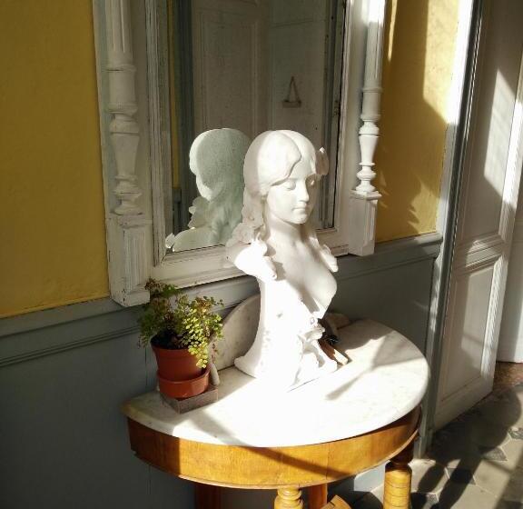 住宿加早餐  La Maison Des Palmiers