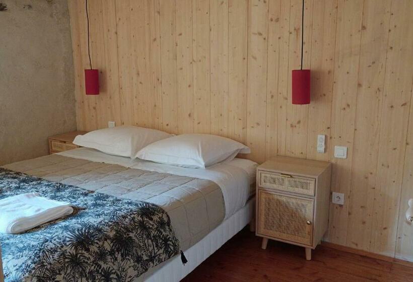 مبيت وإفطار Le Clarou