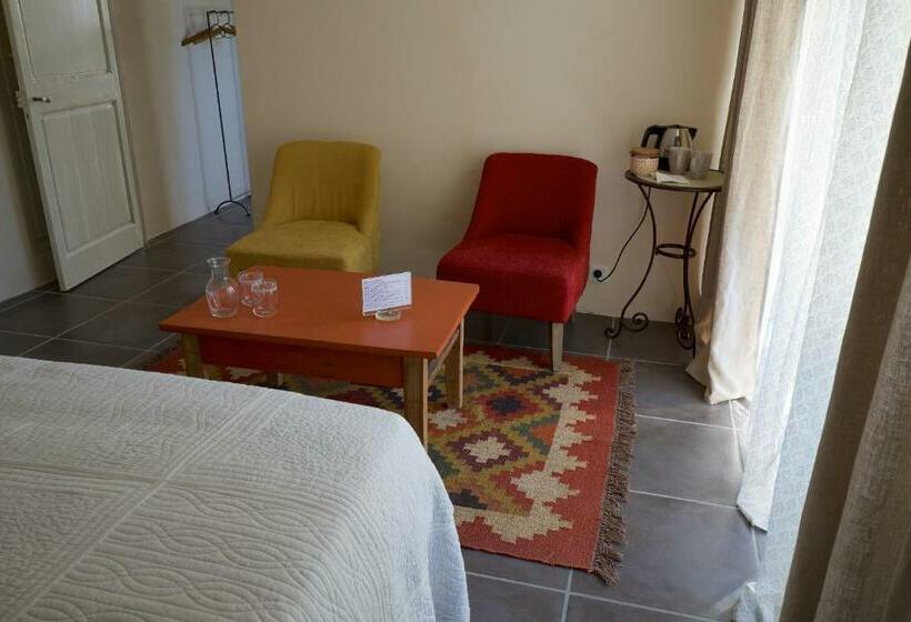 مبيت وإفطار Le Clarou