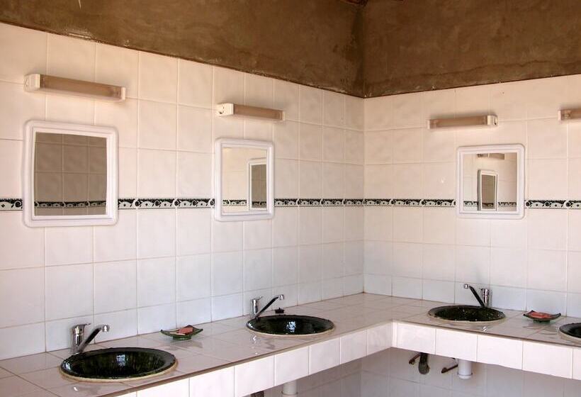 مبيت وإفطار Le Drom Blanc