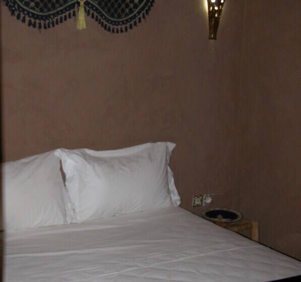 مبيت وإفطار Le Drom Blanc