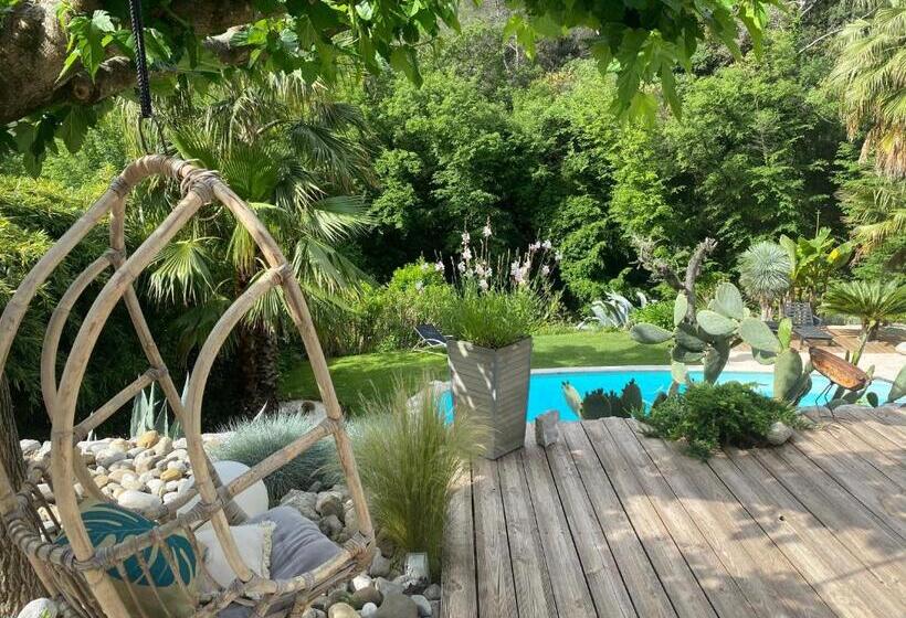 تختخواب و صبحانه Le Maskalou