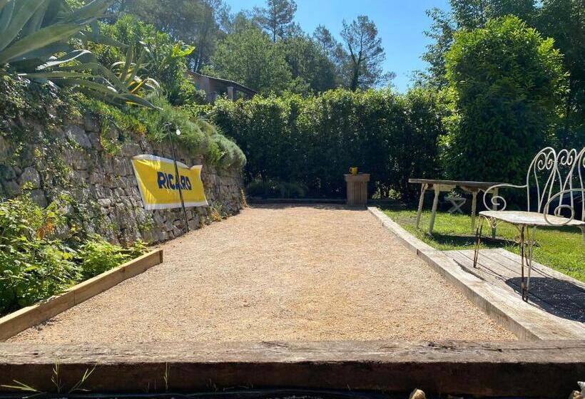 تختخواب و صبحانه Le Maskalou