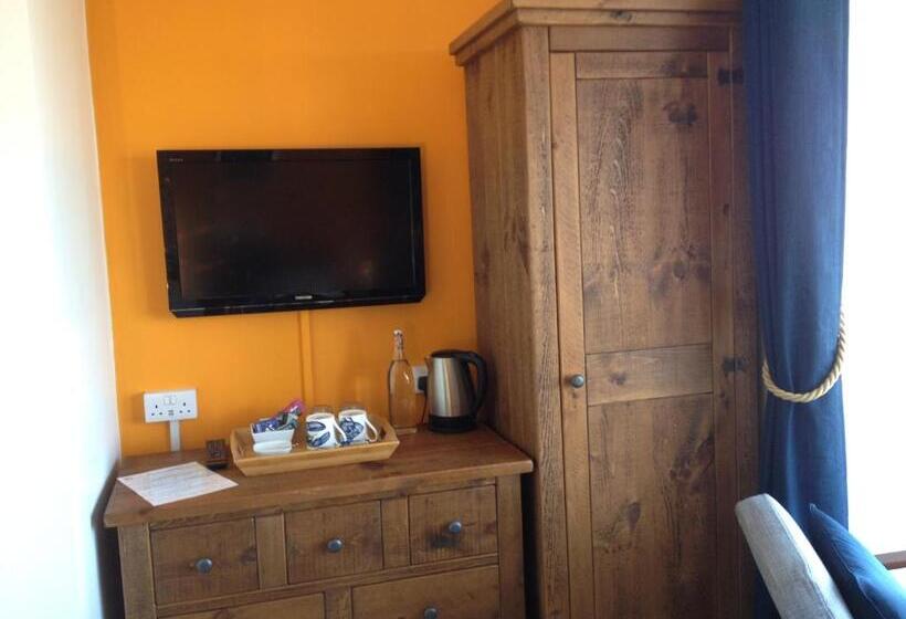 ベッドアンドブレックファースト Oystercatcher