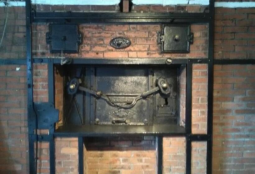 مبيت وإفطار The Old Bakery