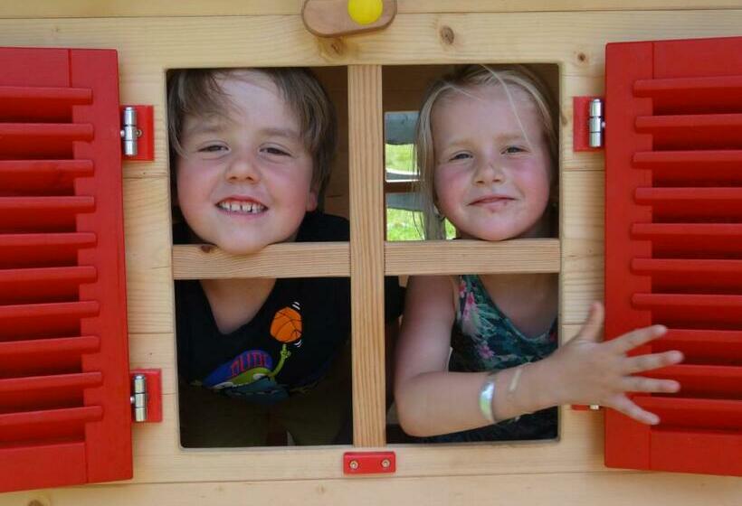 Bhome Gästehaus B&b / Apartments