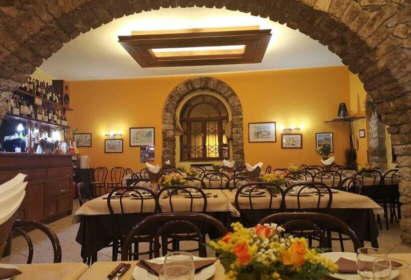 فندق Albergo Ristorante Pizzeria Del Viale