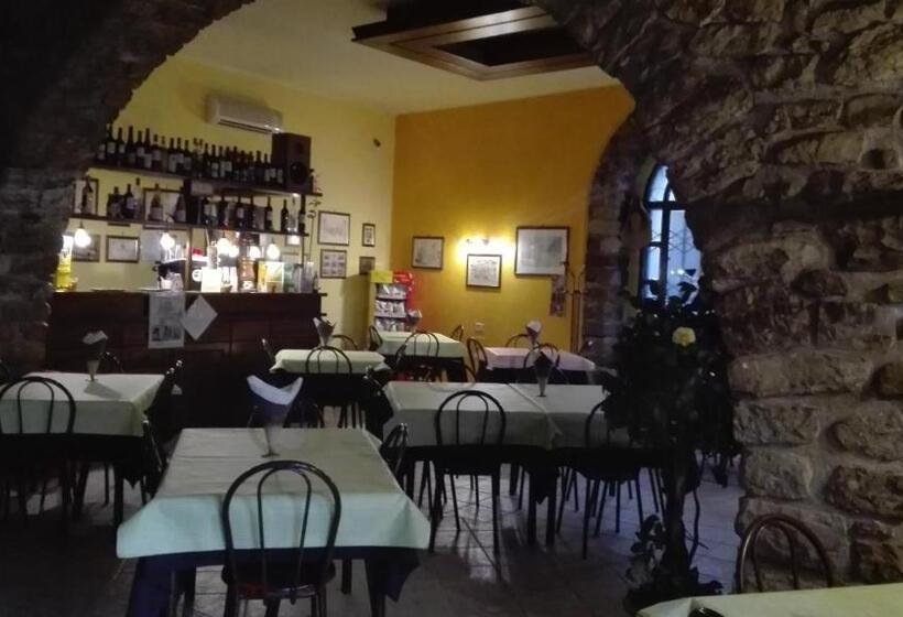 فندق Albergo Ristorante Pizzeria Del Viale