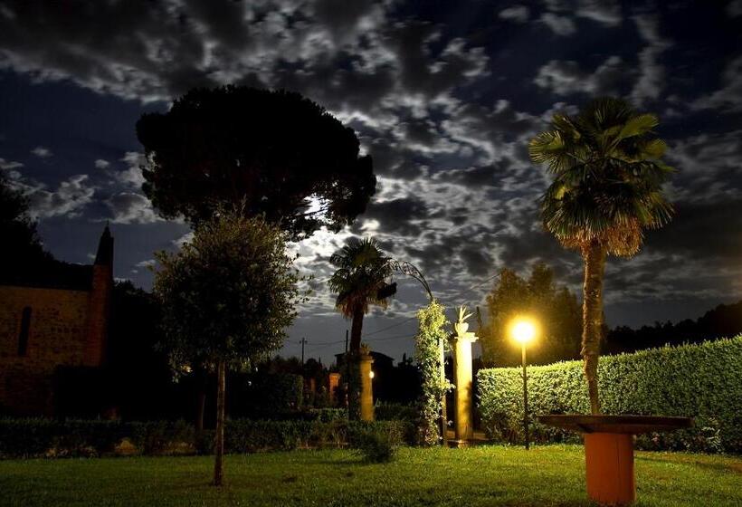 هتل Borgo Degli Orti