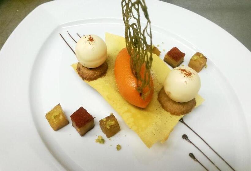 ホテル Gasthof Zur Sonne