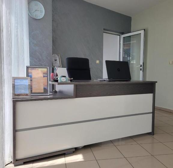 酒店 Guesthouse Iceberg