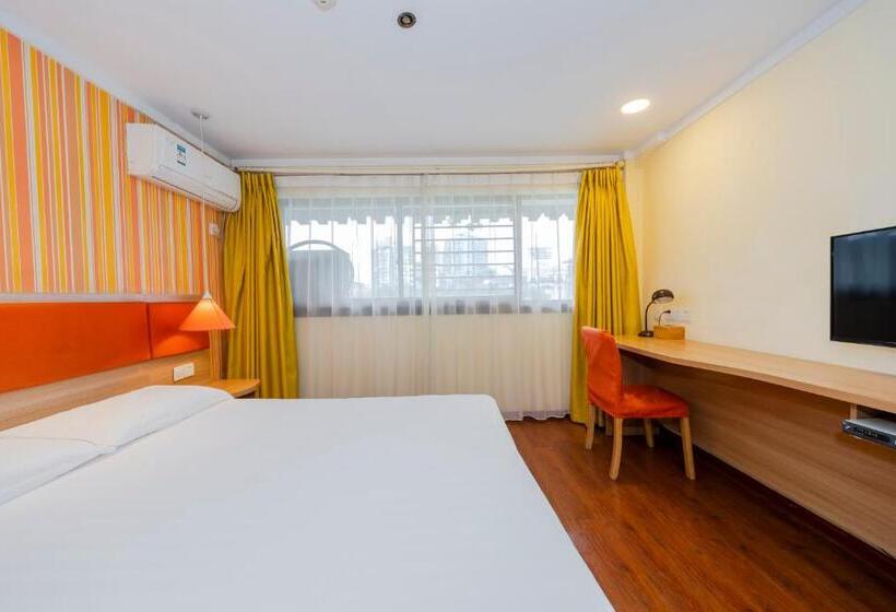 هتل Home Inn Chongqing Lianglukou Station